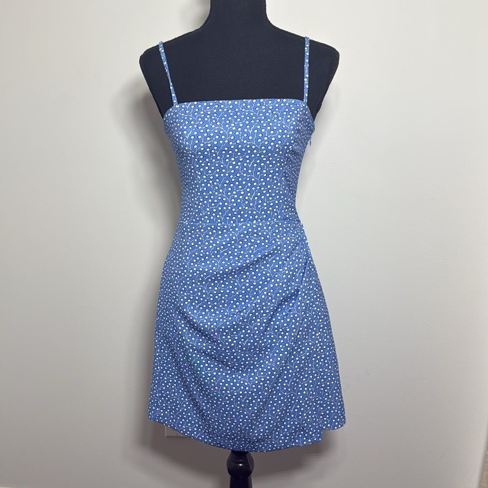 French Connection Elao Whisper Blue Floral Mini Dress Size 4 A-Line Wrap Skirt - Picture 2 of 8